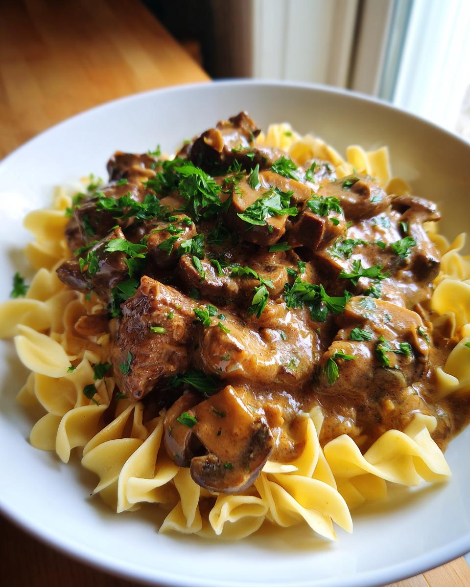 Beef Stroganoff - detail 3