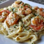 Creamy Garlic Shrimp Alfredo Pasta